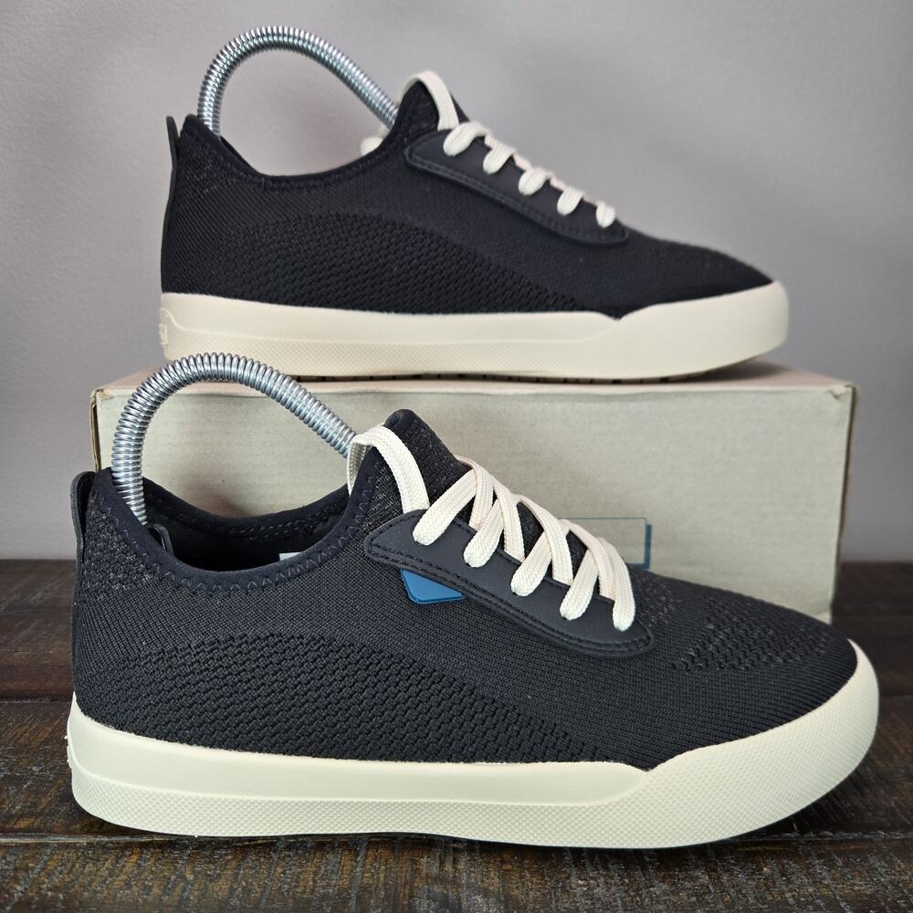 NEW Vessi Weekend 1.5 Sneaker Womens Size 10 Waterproof Shoe Asphalt Black White